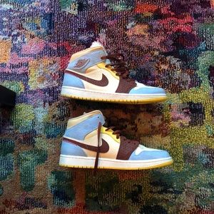 Jordan 1 Mid Chateau Maison Rouge